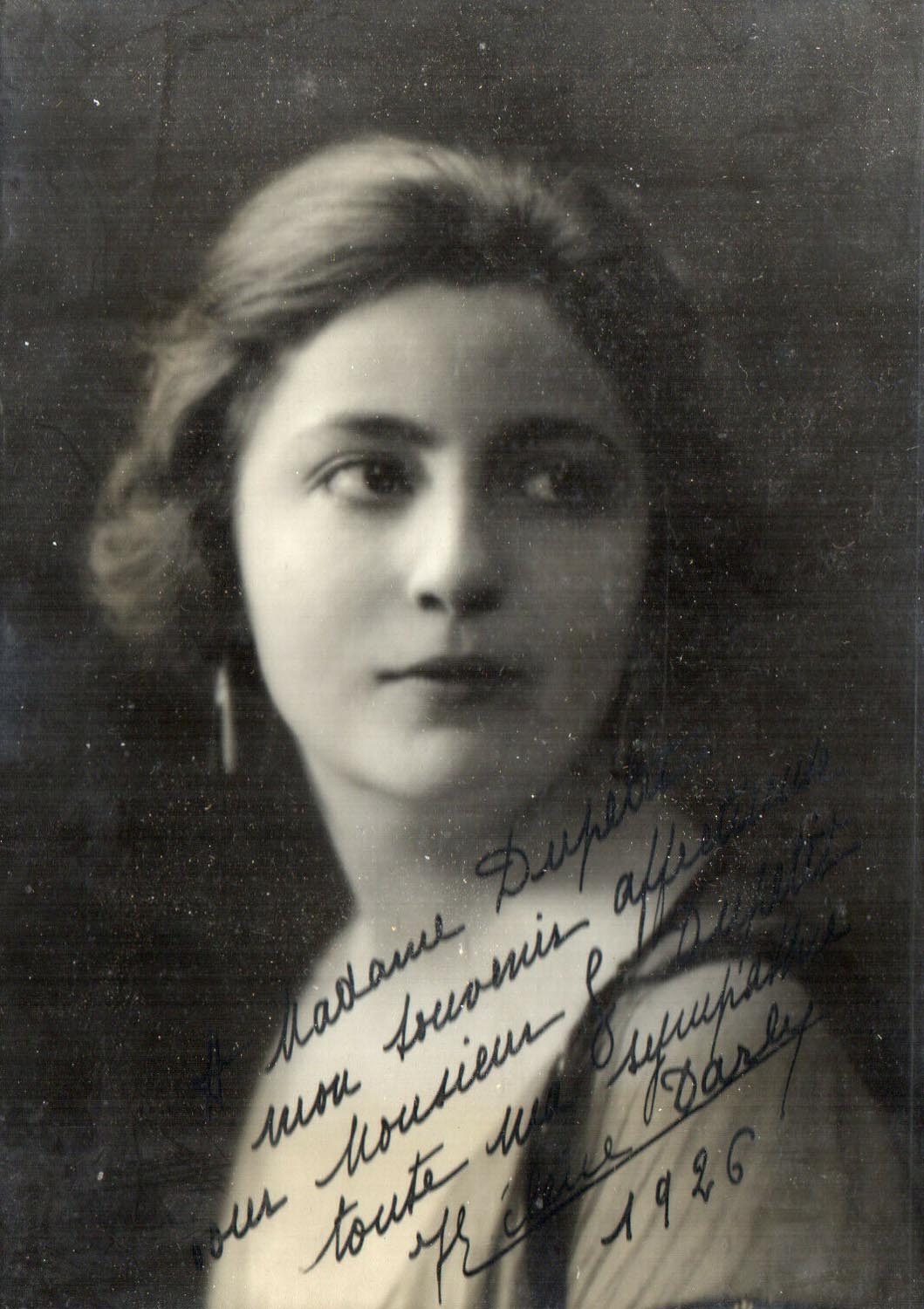 Hélène Darly