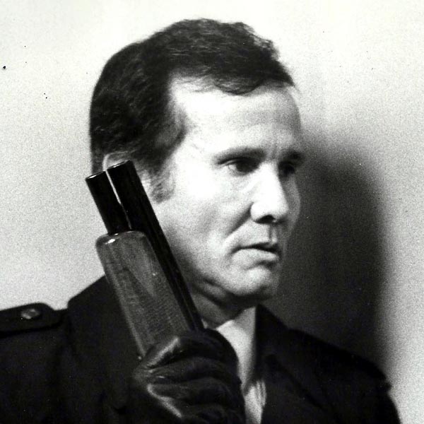 Henry Silva